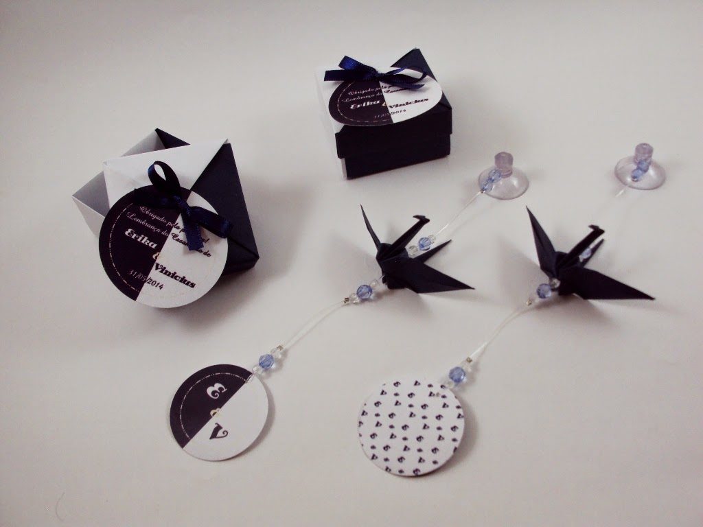 móbile de tsuru na caixinha de origami - quantas lembrancinhas de casamento comprar
