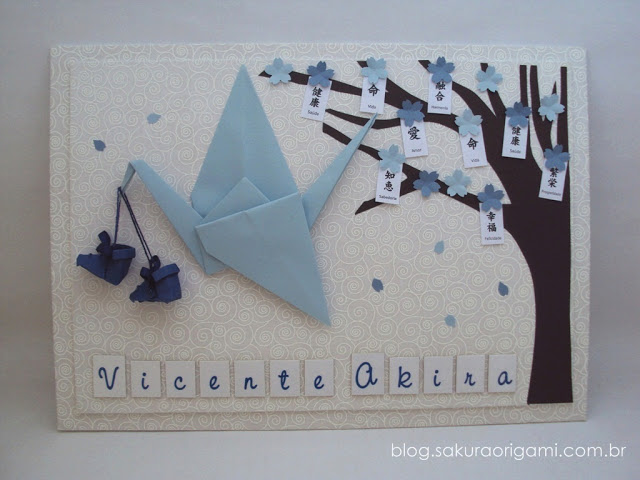 painel porta maternidade - tsuru e  sapatinhos - sakura origami atelie