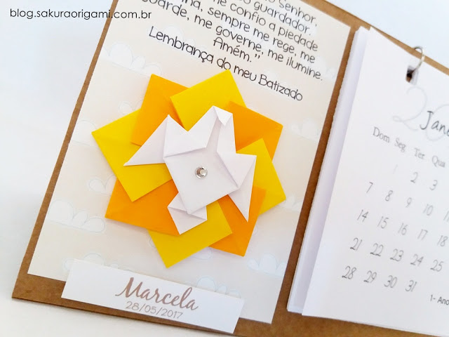 Calendário de Mesa - lembrancinha de Batizado - espírito santo com mandala - sakura origami atelie